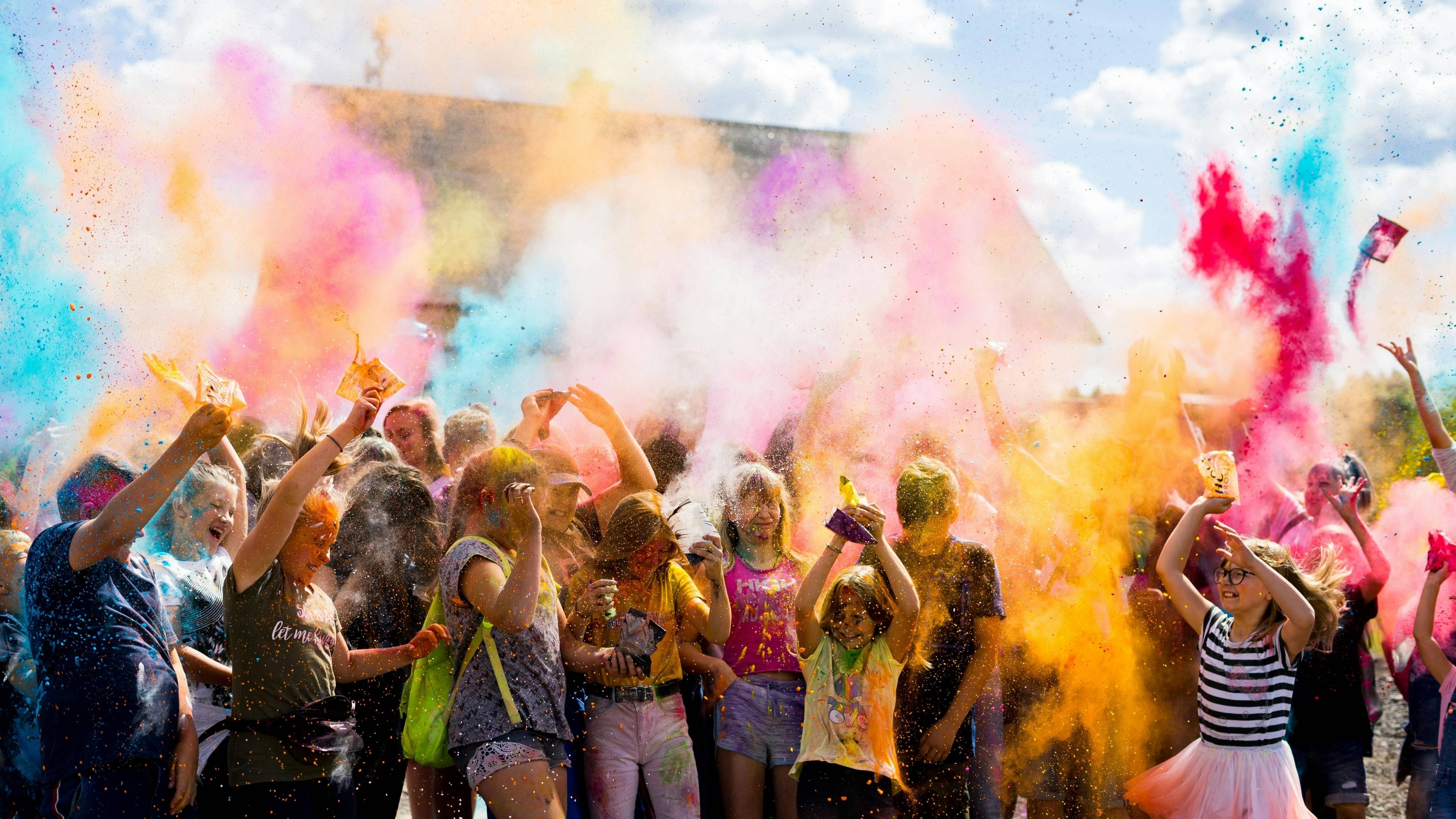 HOME - Festival